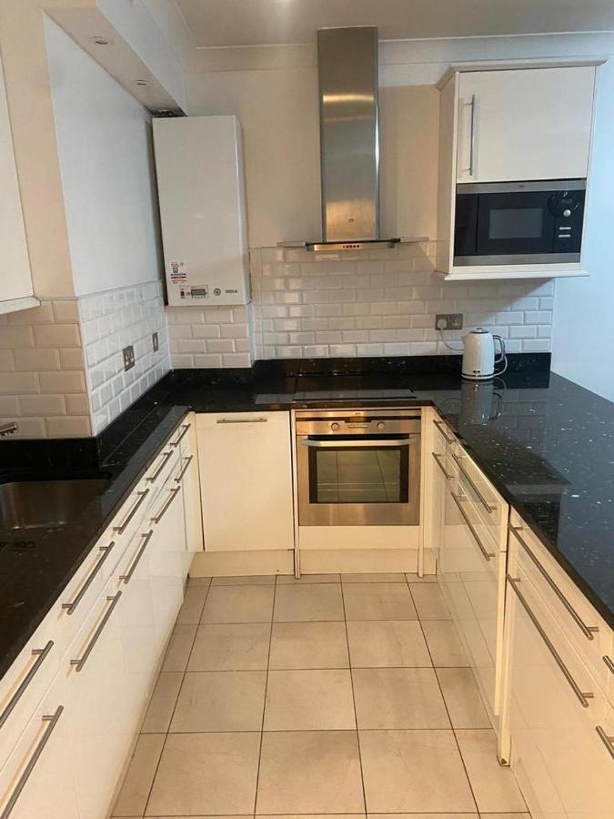 Cozy Two Bedroom Flat In The Heart Of * Londra
